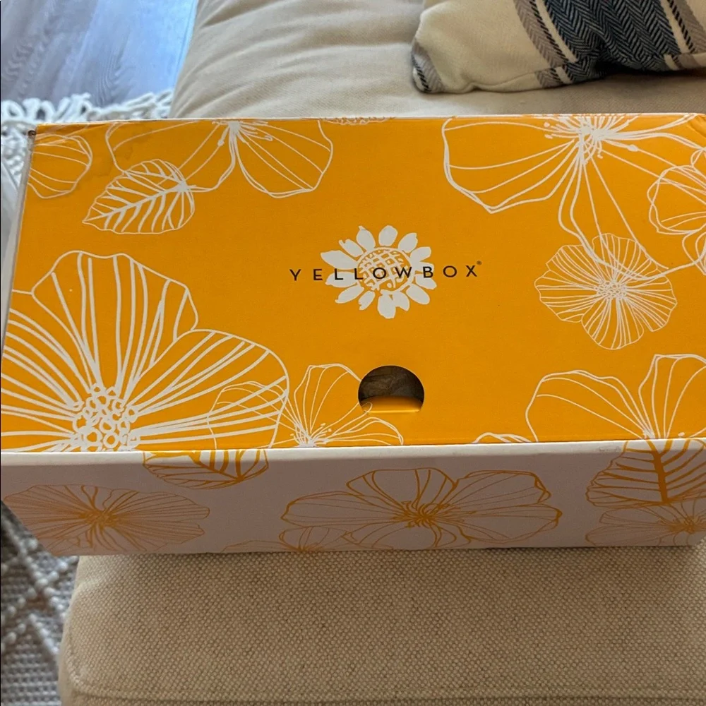 Yellow Box Black Flip Flops with Colorful Beads - Picture 5 of 6